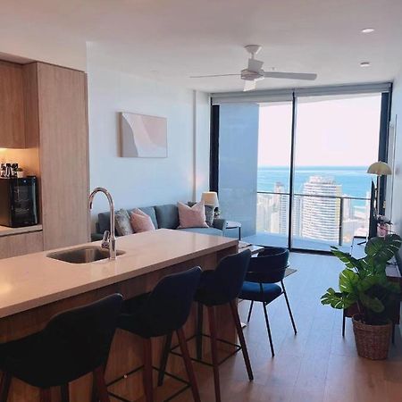 2 Bedroom Luxurious Family Apartment On 40Th Floor With Amazing Ocean Coastline Broadbeach Gold Coast Gc40 Exteriör bild